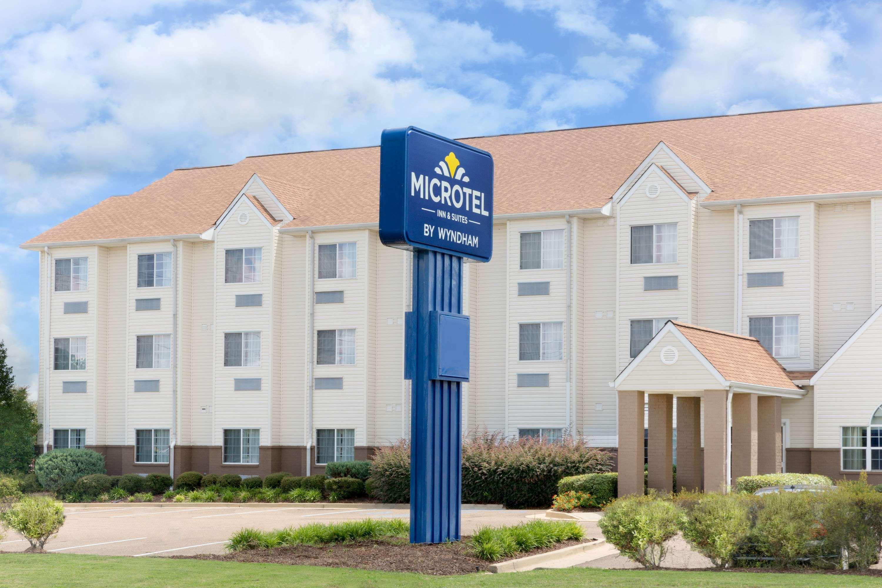 Microtel Inn & Suites By Wyndham Старквилл Экстерьер фото