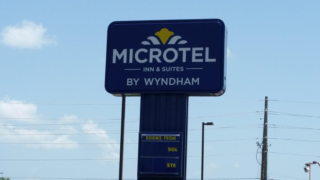 Microtel Inn & Suites By Wyndham Старквилл Экстерьер фото