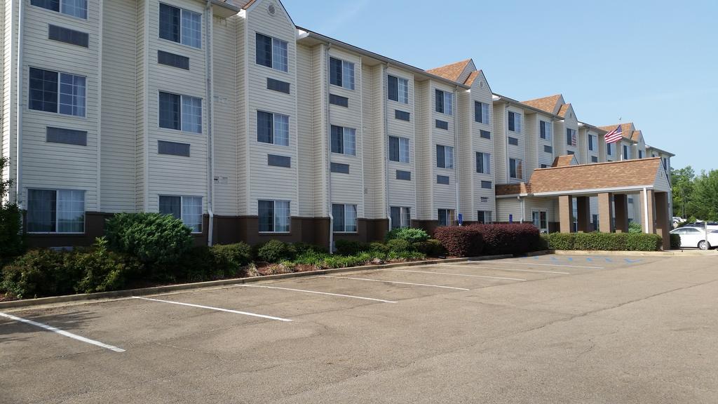Microtel Inn & Suites By Wyndham Старквилл Экстерьер фото