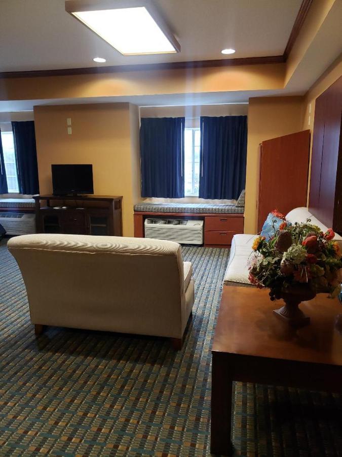 Microtel Inn & Suites By Wyndham Старквилл Экстерьер фото